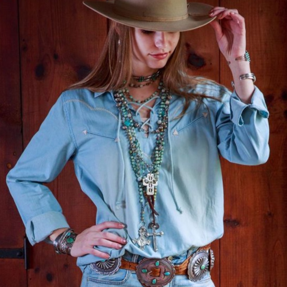 Tasha Polizzi Brentwood Shirt - Chambray - Pearl Button Snaps - SZ S NEW
